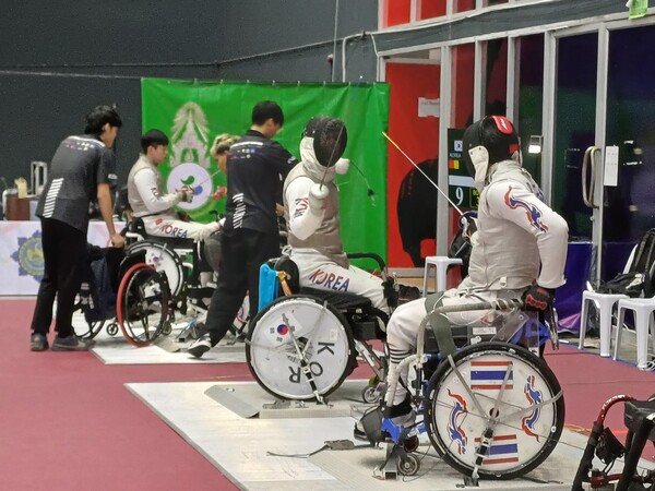 GKL휠체어펜싱팀 심재훈 선수 경기사진[사진=체육진흥과]